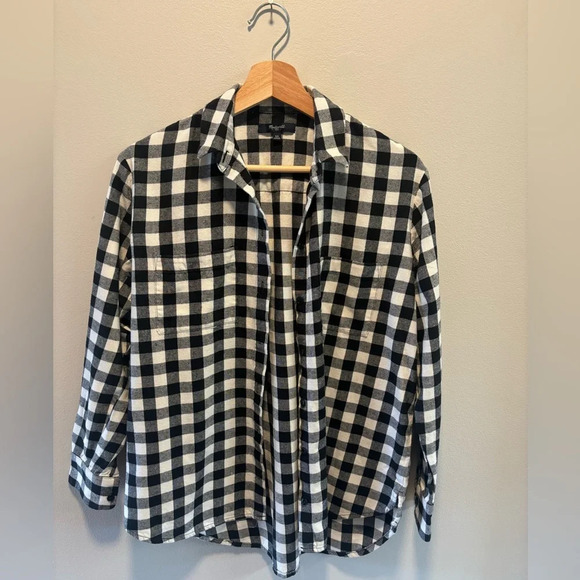 Madewell Tops - Madewell Gingham Flannel Shirt